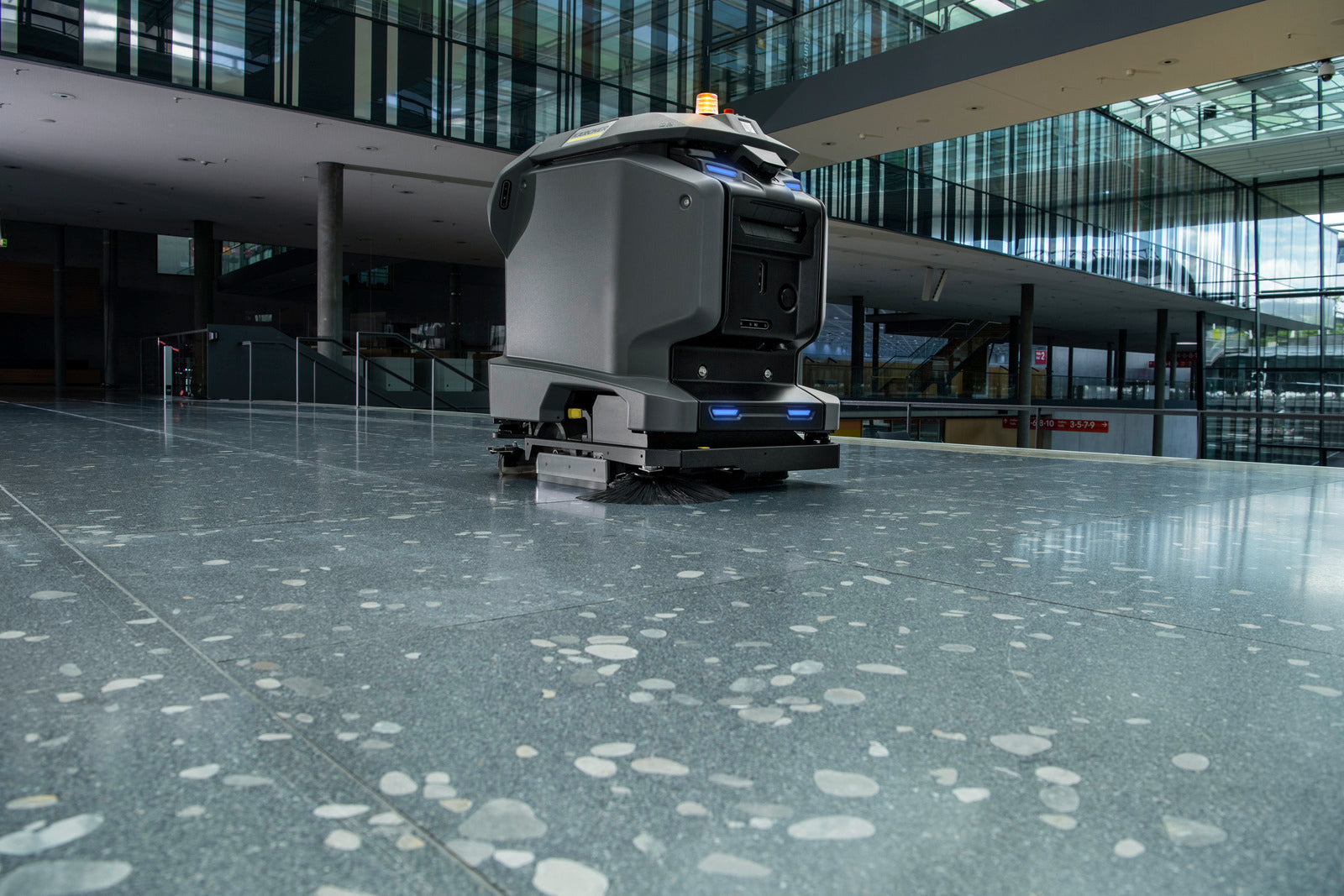 Robotic scrubbers, vacuums and Floor Cleaning Machines
