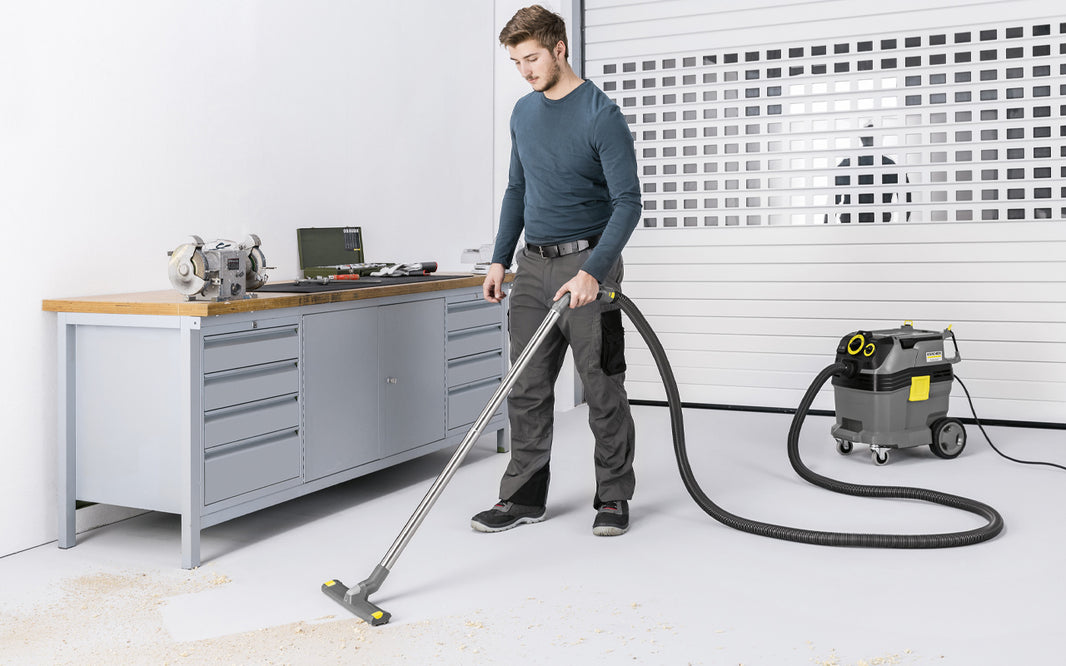 Karcher NT 30/1 Tact L Wet & Dry Vacuum Cleaner image 1