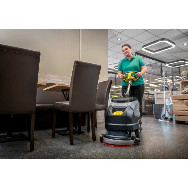 Karcher Scrubber Drier BD 35/15C Classic BP Pack image 1