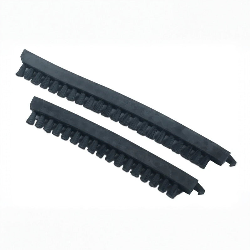 Sanitaire 12" VGI Bristle Strip Set Black For Models 54555 And 53272 image 0