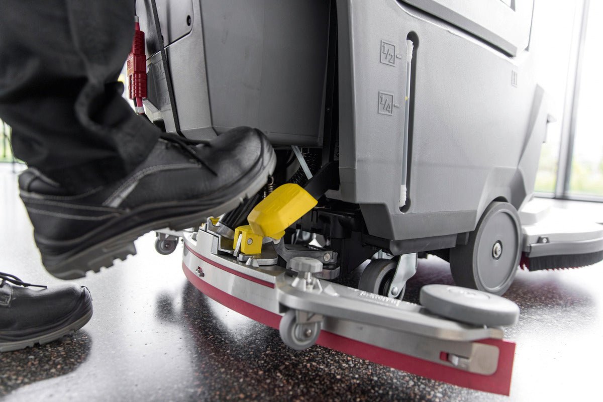 Karcher Drier BD 50/55 W Classic BP Floor Scrubber image 1