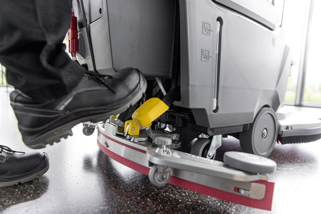 Karcher Drier BD 50/55 W Classic BP Floor Scrubber image 1