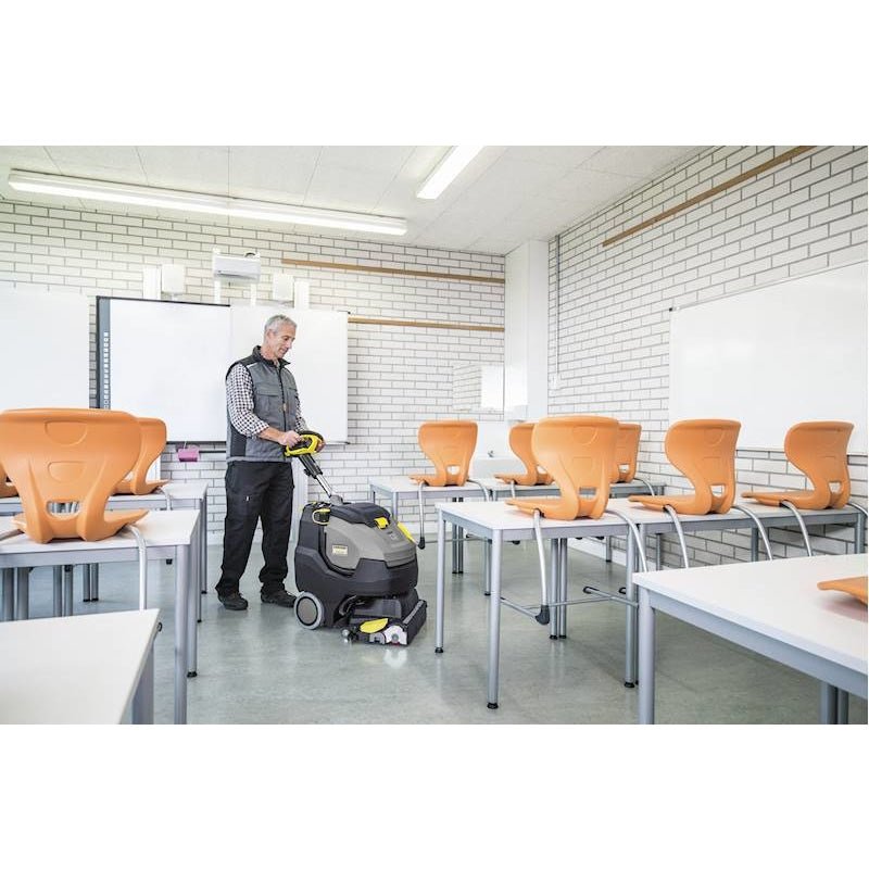 Karcher Drier BR 45/22 C BP Cordless Floor Scrubber image 1