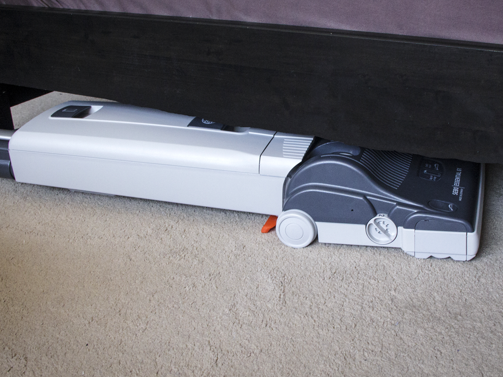 SEBO Essential G5 Upright Vacuum Cleaner image 1