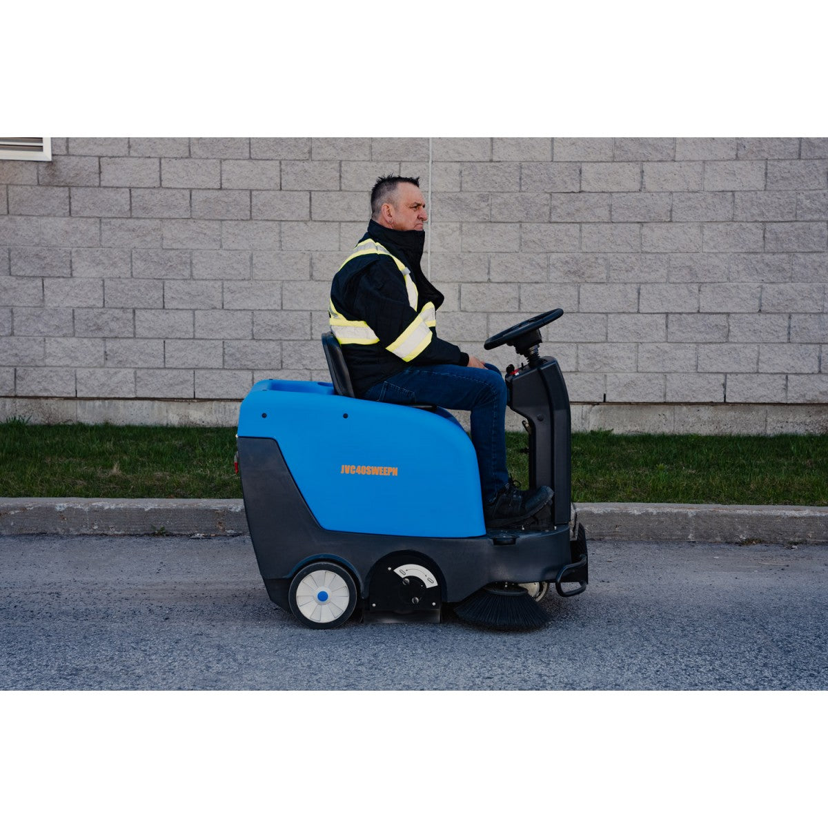 Johnny Vac JVC40SWEEPN Industrial Floor Sweeper image 1