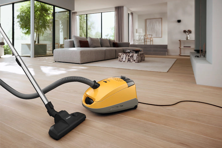 Miele Guard S1 Canister Vacuum Cleaner