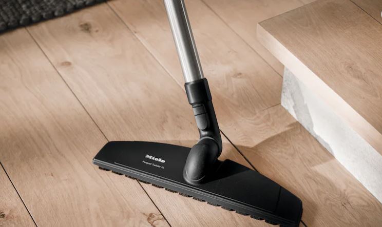 Miele Guard M1 Parquet XL Canister Vacuum Cleaner