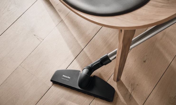 Miele Guard S1 Electro Canister Vacuum Cleaner