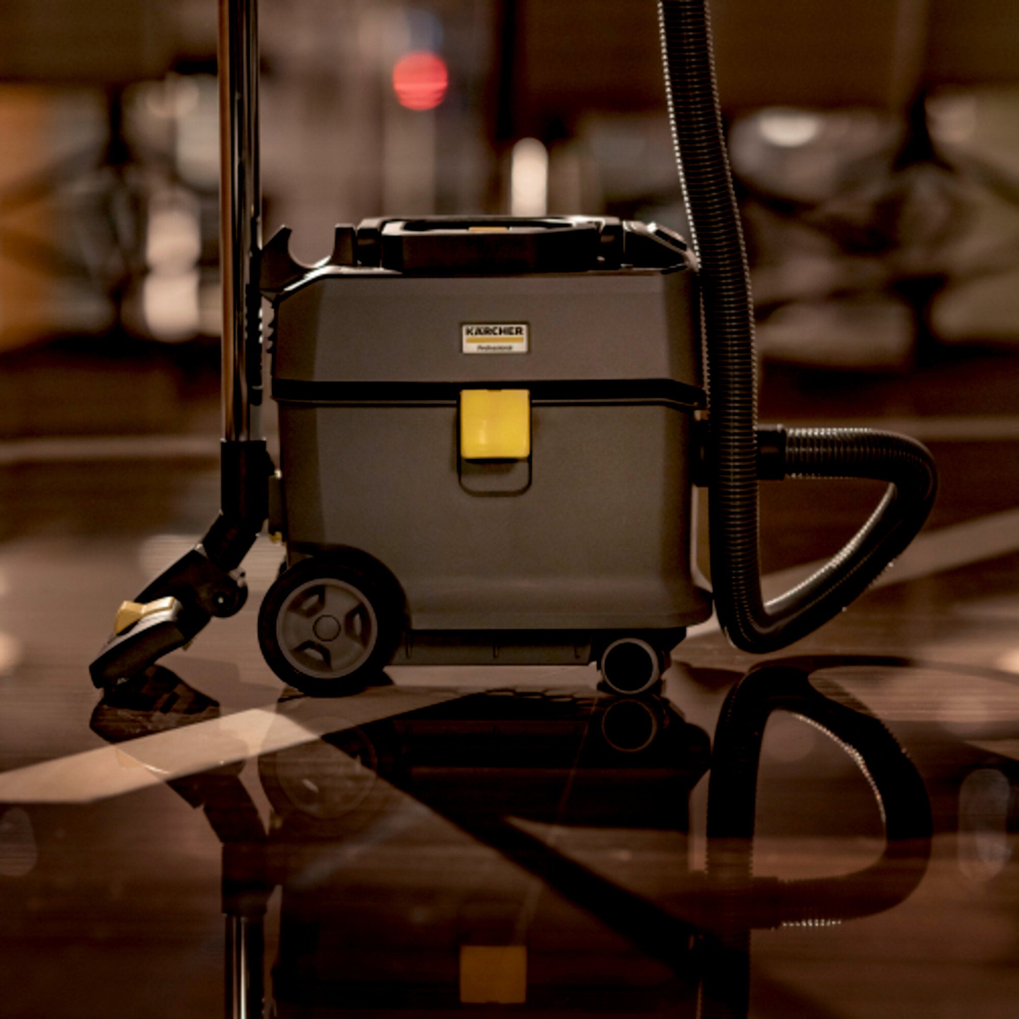 Karcher Battery-Powered Vacuum Cleaner T 10/1 Bp