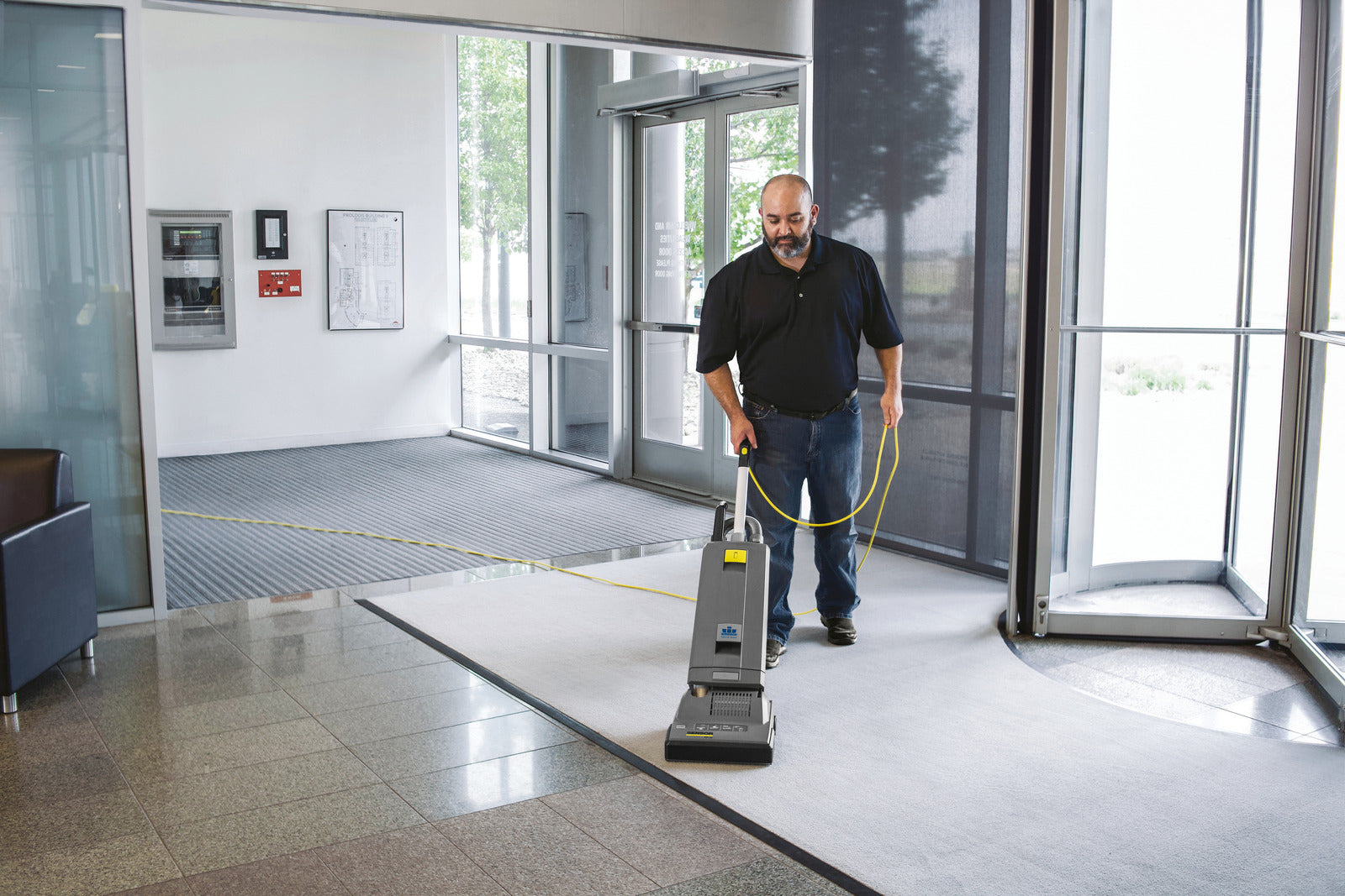 Karcher Sensor XP 12 Upright Brush-Type Vacuum Cleaner