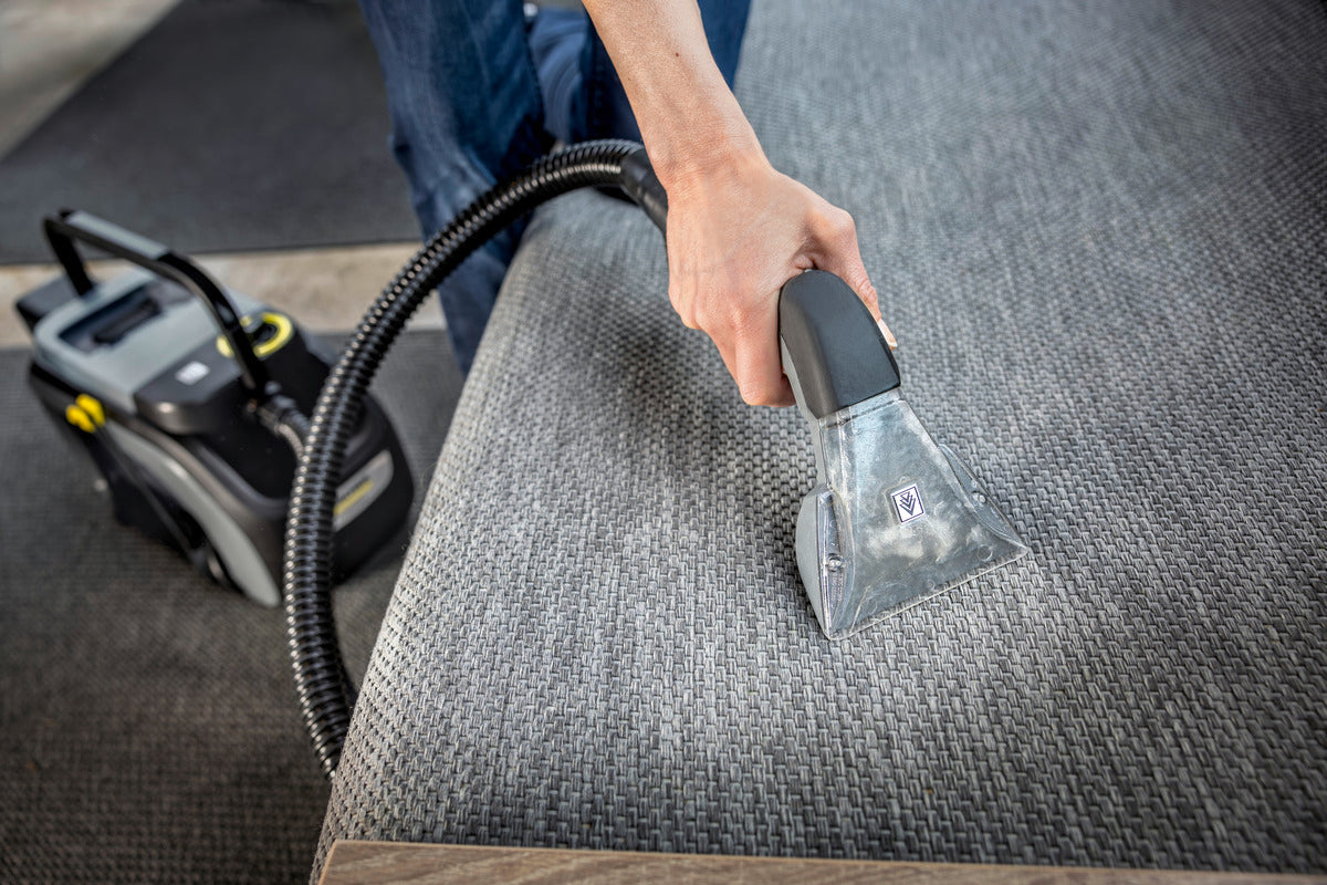 Karcher Battery powered spray extraction machine Puzzi 2/1 Bp