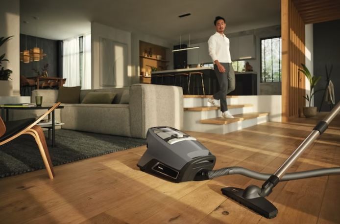 Miele Blizzard CX1 PureSuction PowerLine Bagless Canister Vacuum