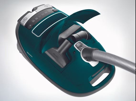 Miele Miele Complete C3 PowerPlus PowerLine Canister Vacuum