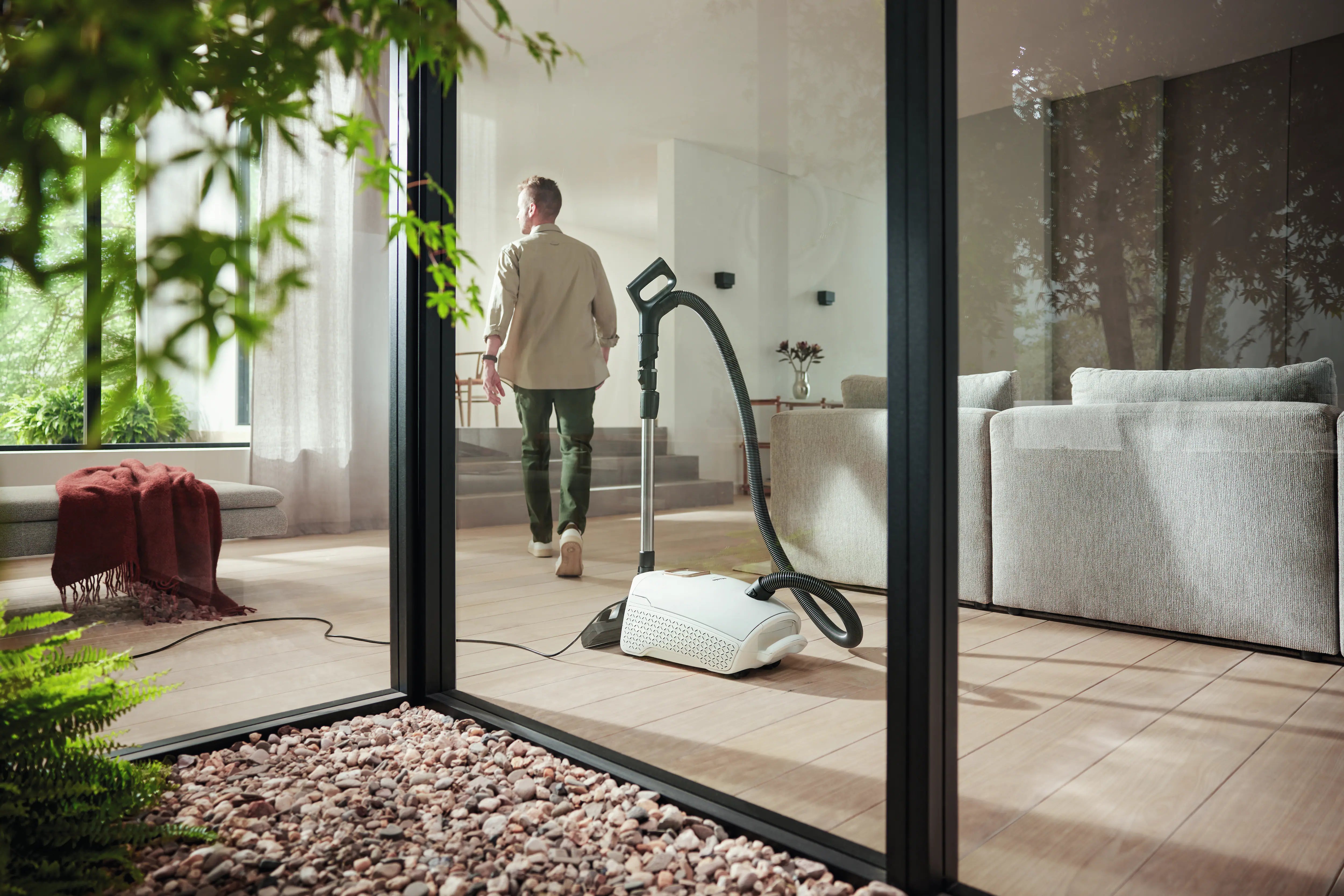 Miele Guard L1 Canister Vacuum Cleaner