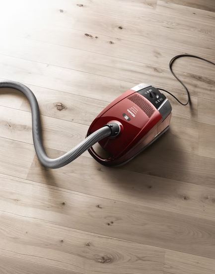 Miele Compact C2 Cat & Dog PowerLine Canister Vacuum