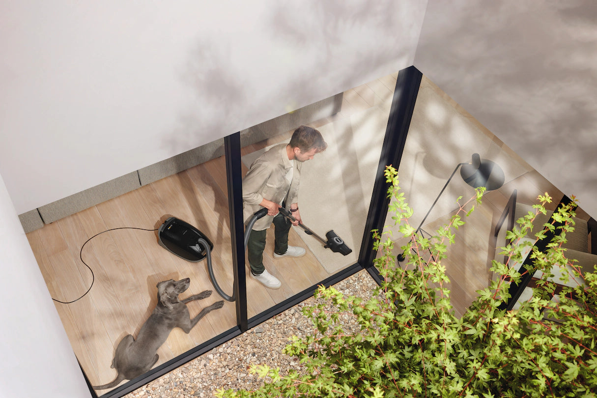 Miele Guard M1 Cat & Dog Canister Vacuum Cleaner