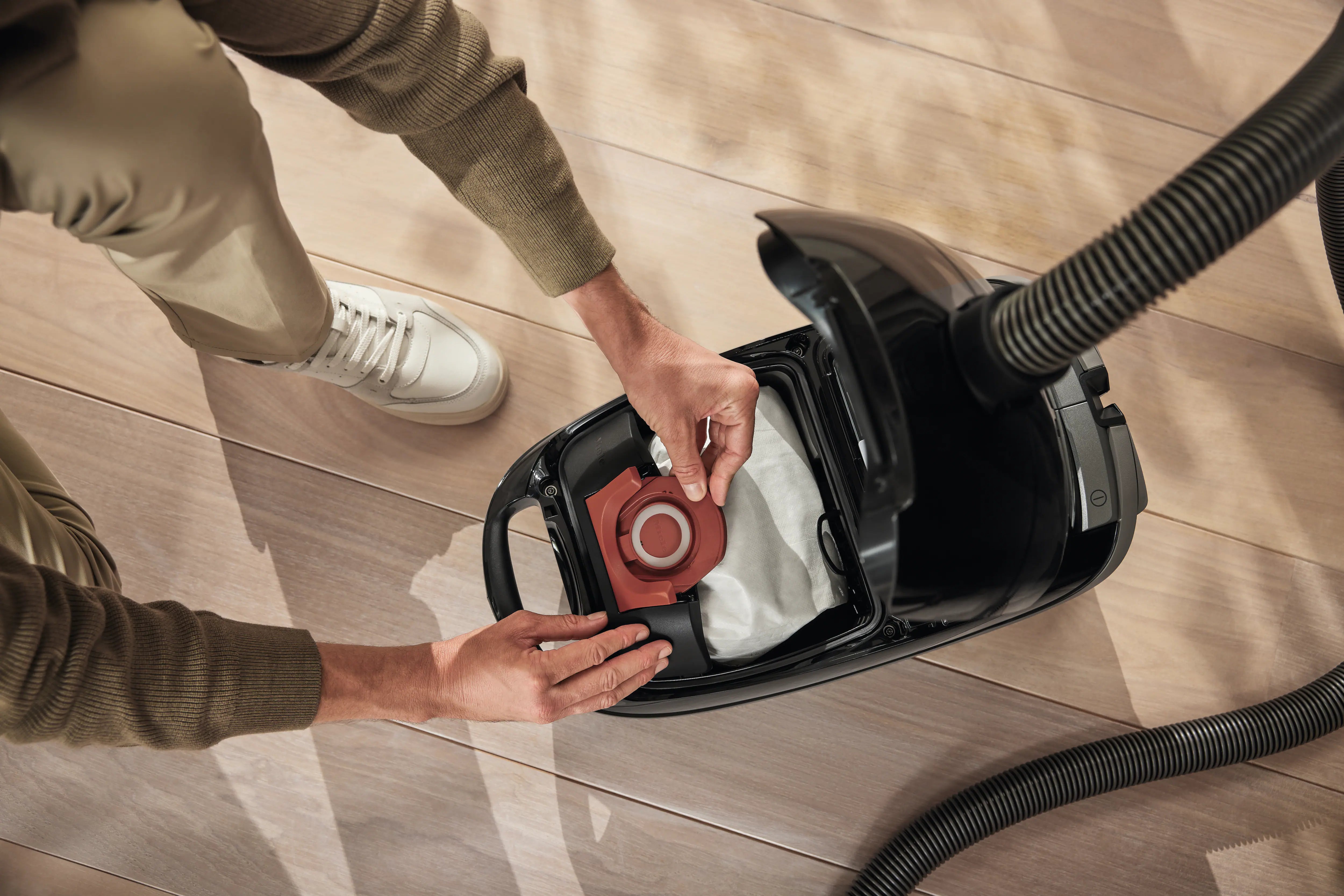 Miele Guard M1 Parquet XL Canister Vacuum Cleaner