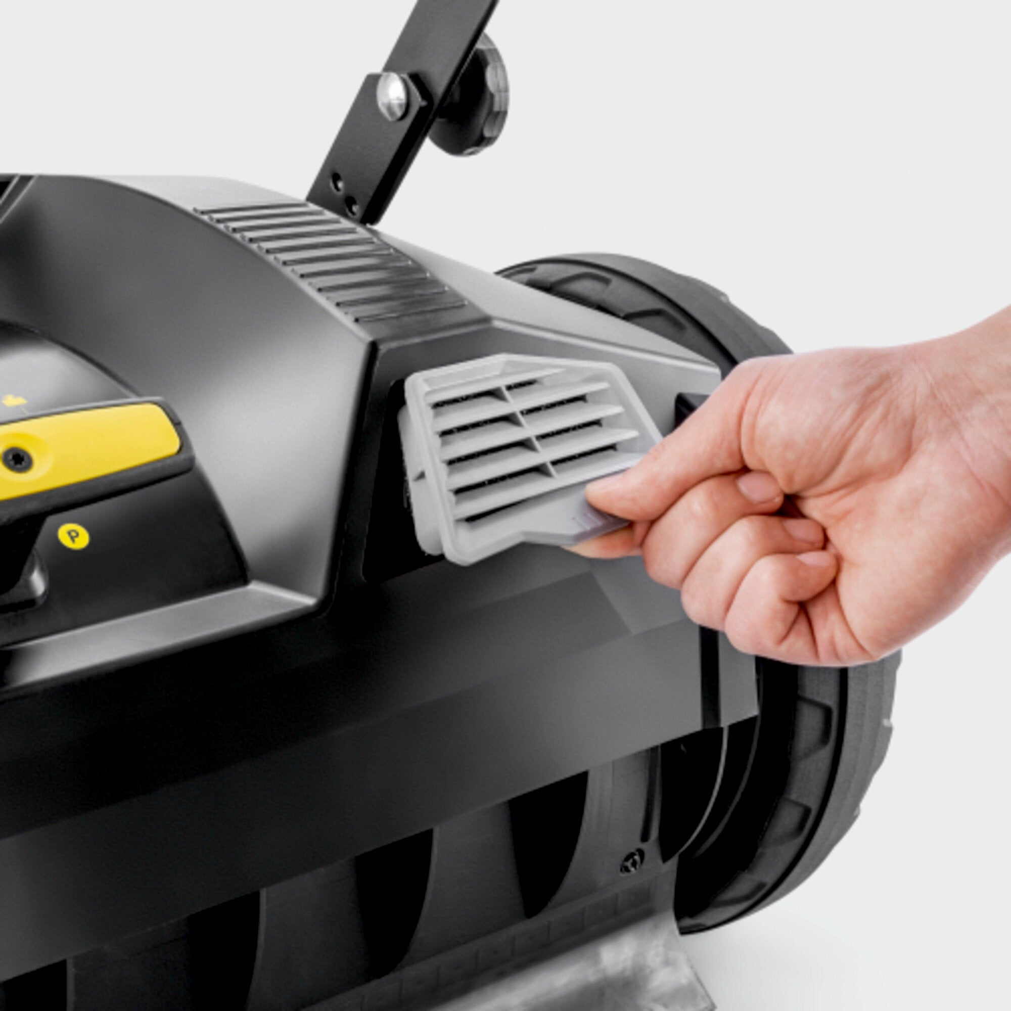 Karcher KM 70/20 C Compact Commercial Sweeper image 2