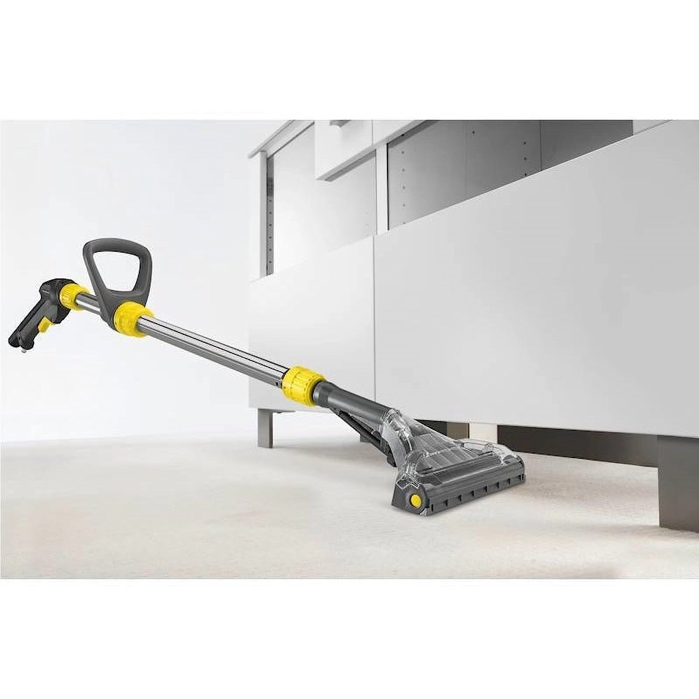 Karcher Puzzi 30/4 Spray-Extraction Cleaner image 4
