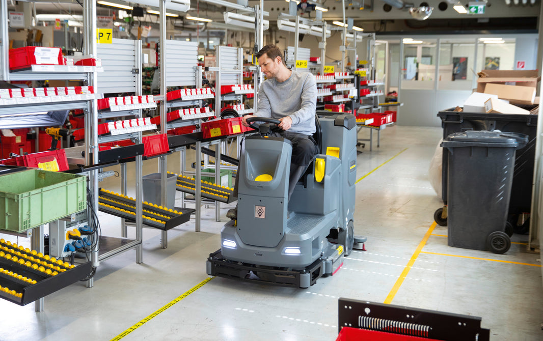 Karcher B 110 R Bp Ride-On Scrubber Drier image 1