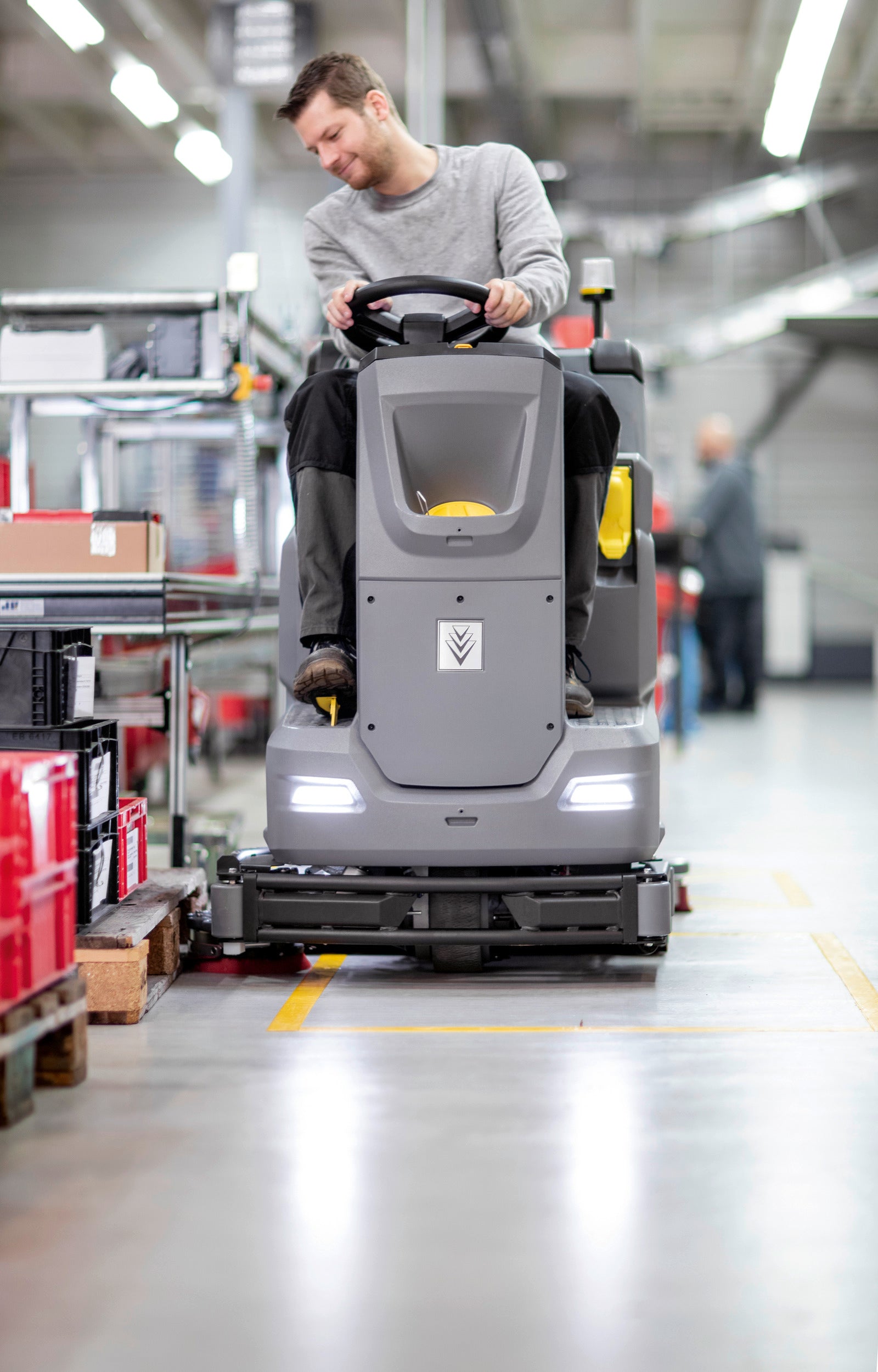 Karcher B 110 R Bp Ride-On Scrubber Drier image 8